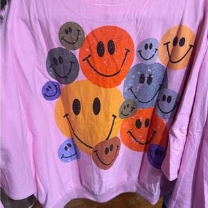 Easel Pink Smiley Face Graphic Sweatshirt size large